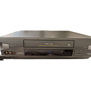 Toshiba M684 VCR VHS Player Recorder - No Remote - Tested!!